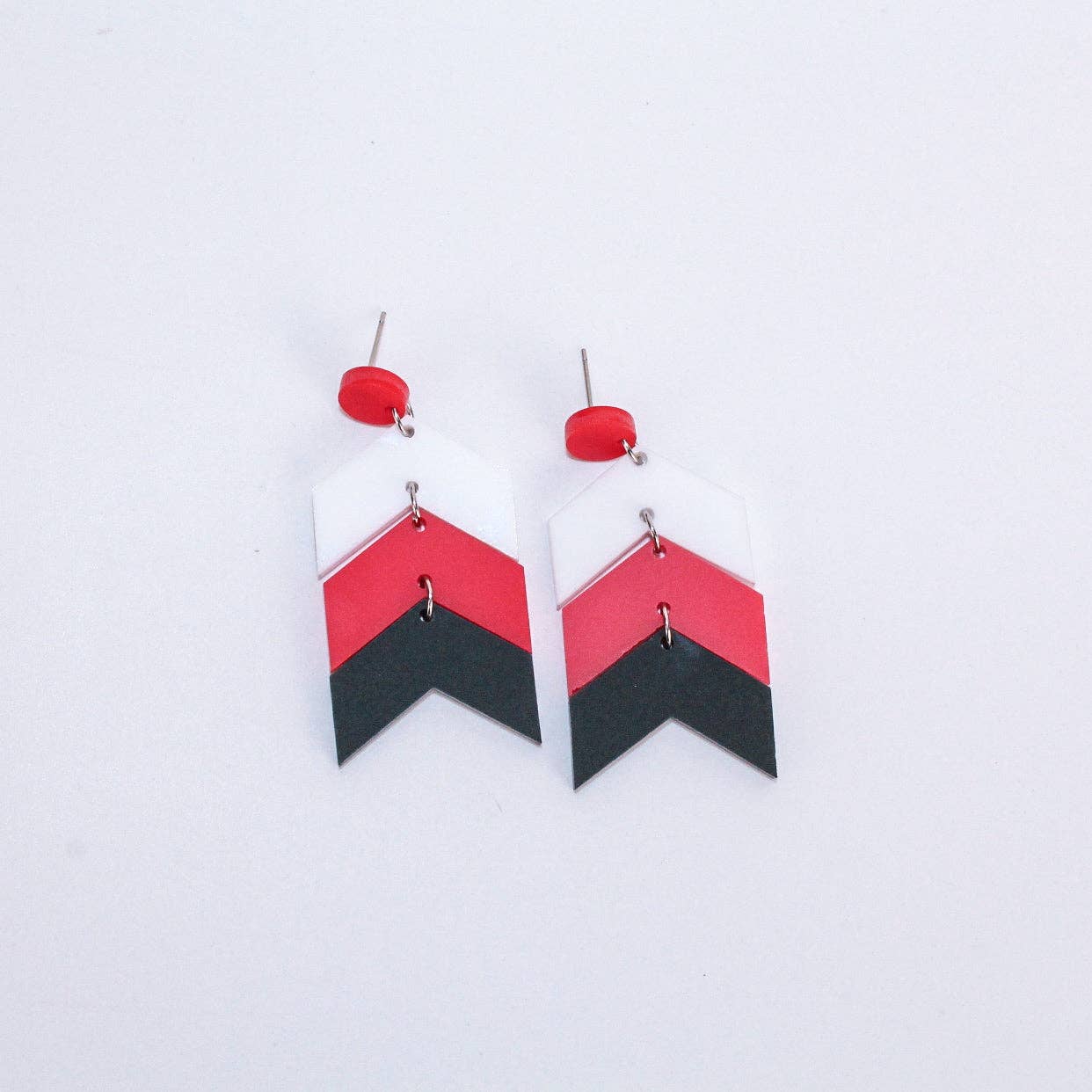 Chevron School Spirit Dangles - White/Red/Black