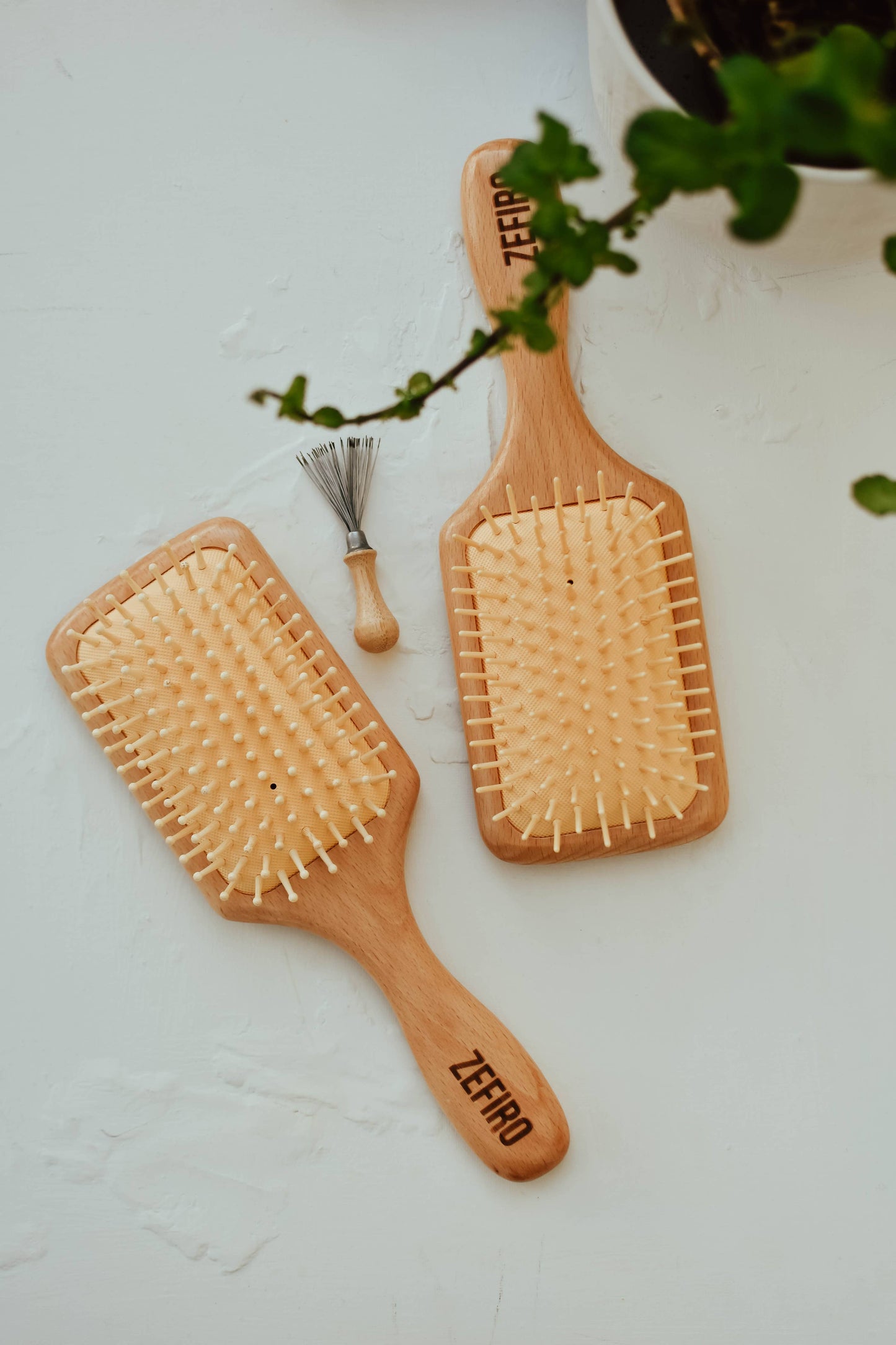 Bamboo straight tip pin hairbrush (Copy)