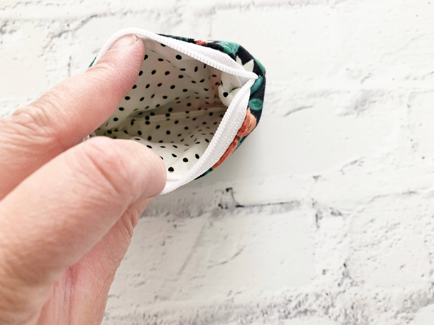 Small Fabric Pouch, Zipper Pouch, Coin Purse, Coin Pouch