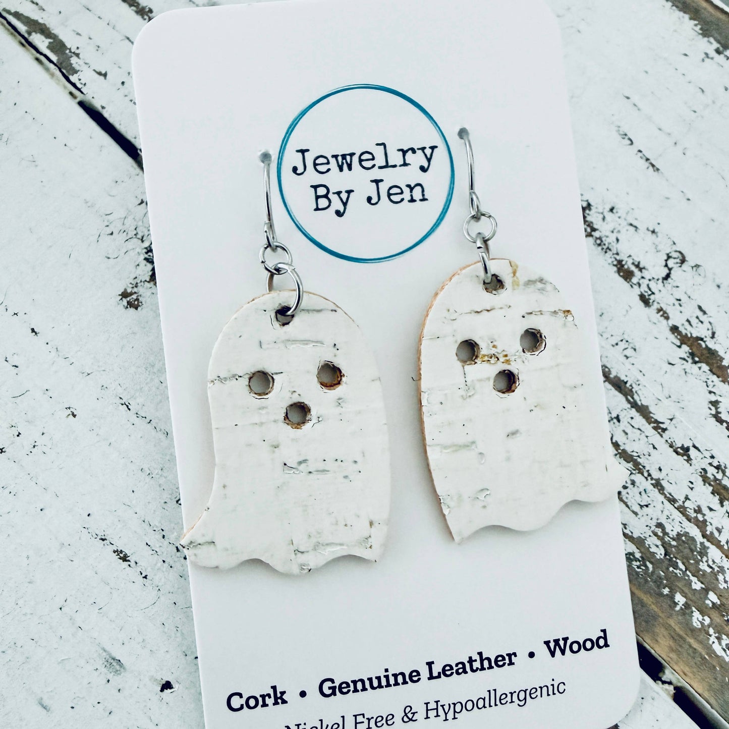 Ghost Earrings: White Cork