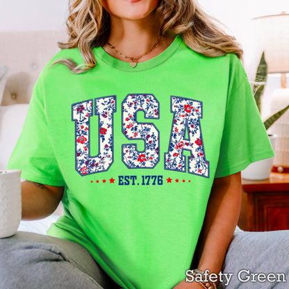 USA Floral  | July 4th Graphic Tee | Gildan